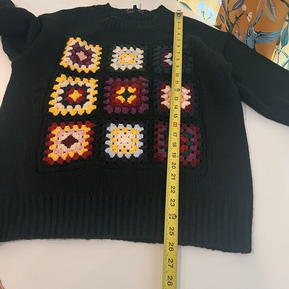 English Factory Women’s Crochet Motif Sweater Sz M Granny Core Preppy Academia - Picture 9 of 9